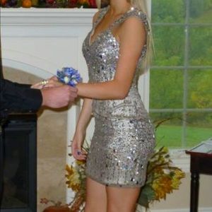 Designer cocktail/homecoming dress size small